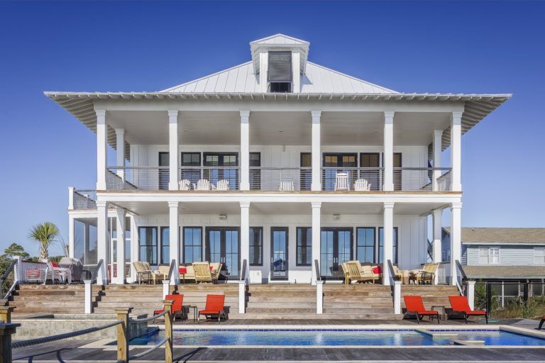Activos Tóxicos Casa grande con piscina